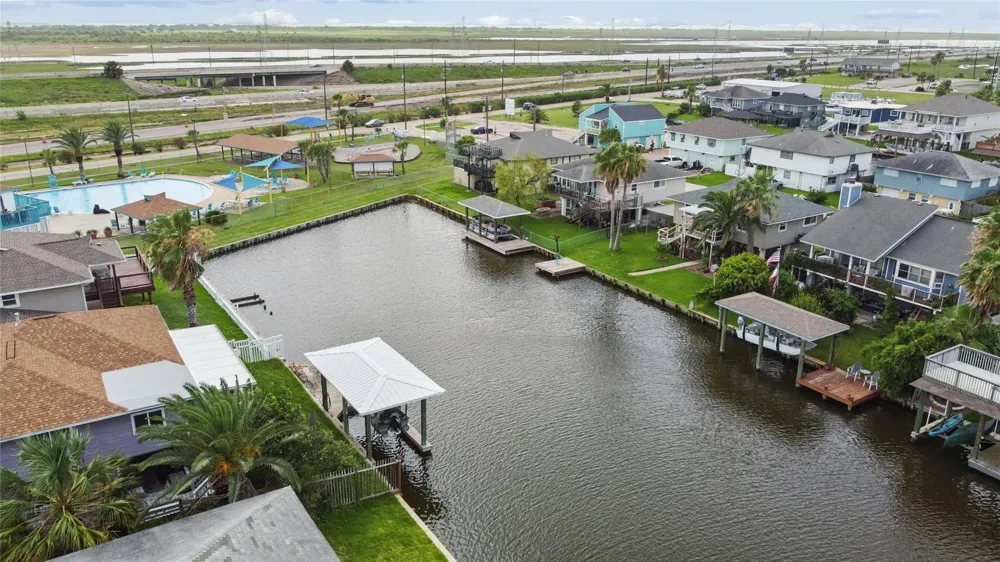 856 Bonita Street Bayou Vista, TX 77563