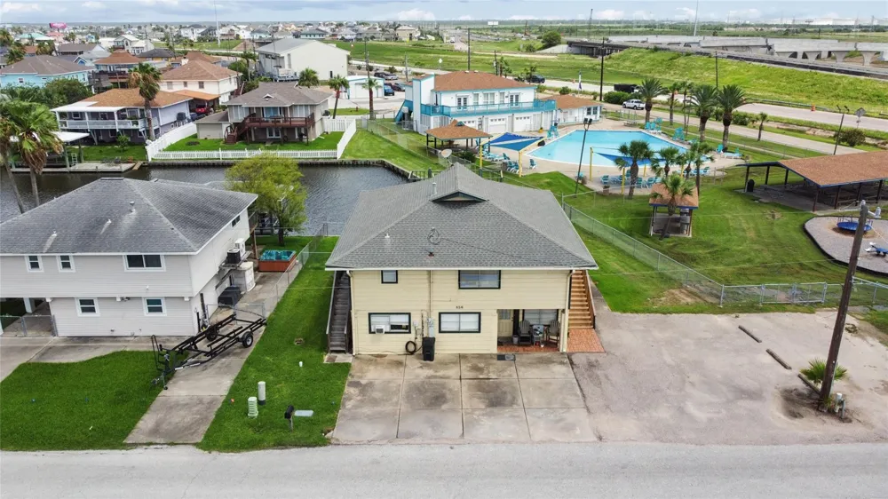 856 Bonita Street Bayou Vista, TX 77563