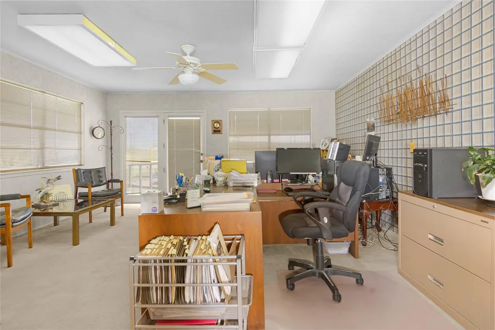 856 Bonita Street Bayou Vista, TX 77563