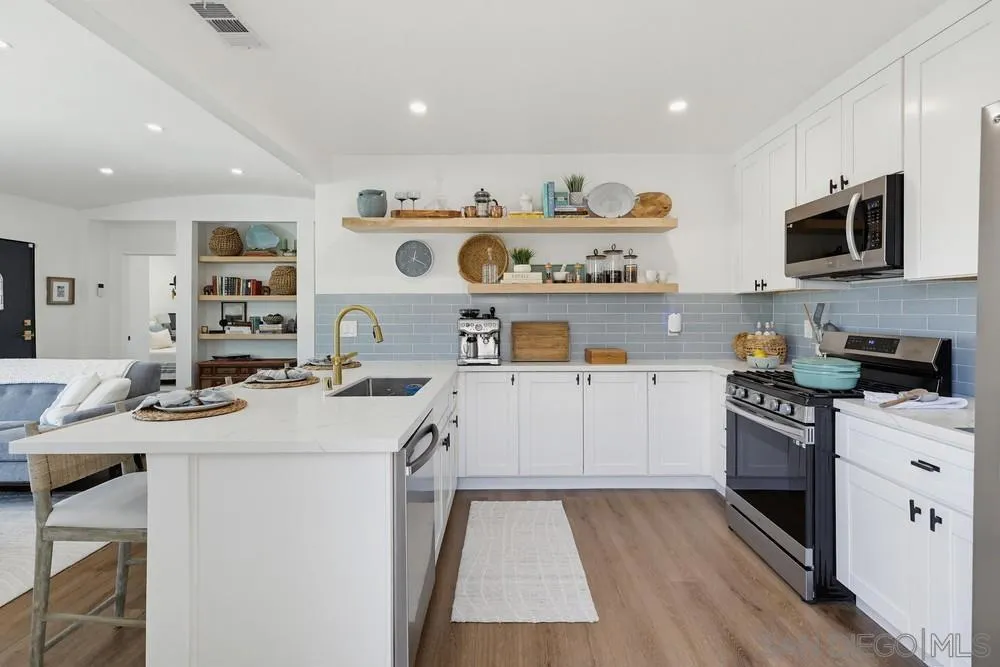 2511 Adams Ave. San Diego, CA 92116