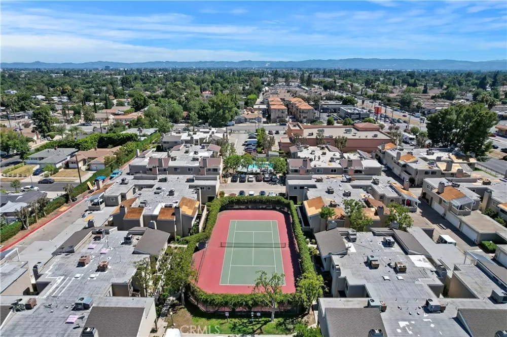 9920 Sepulveda #7 San Fernando, CA 91345