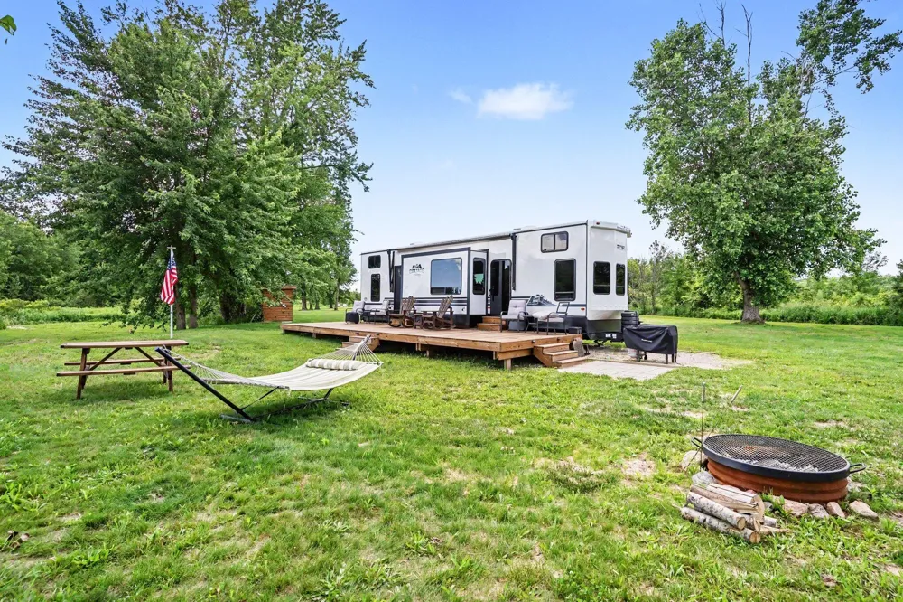 2976 Brickyard Road Twin Lake, MI 49457