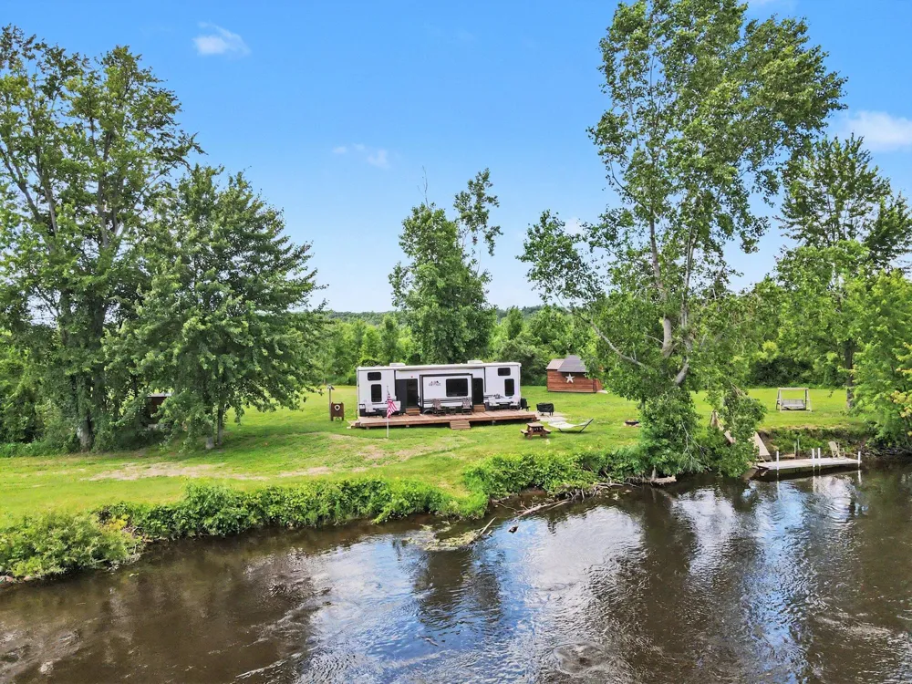 2976 Brickyard Road Twin Lake, MI 49457