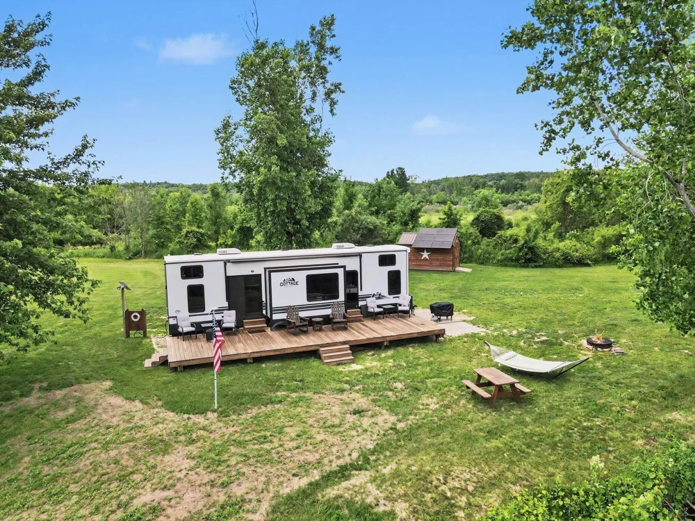 2976 Brickyard Road Twin Lake, MI 49457