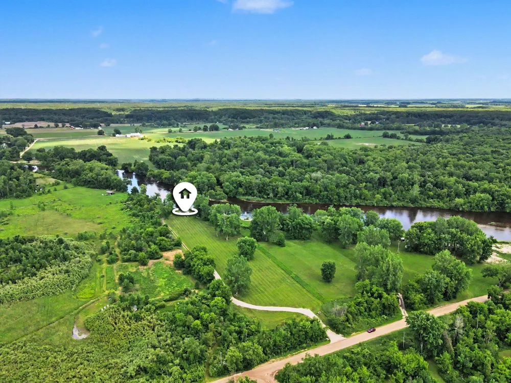 2976 Brickyard Road Twin Lake, MI 49457