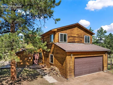 1400 Blackfoot Trail