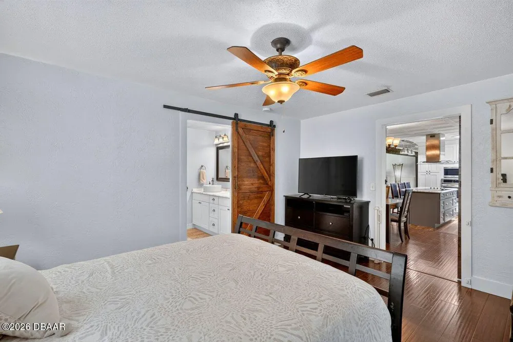 2334 Citrus Avenue South Daytona, FL 32119