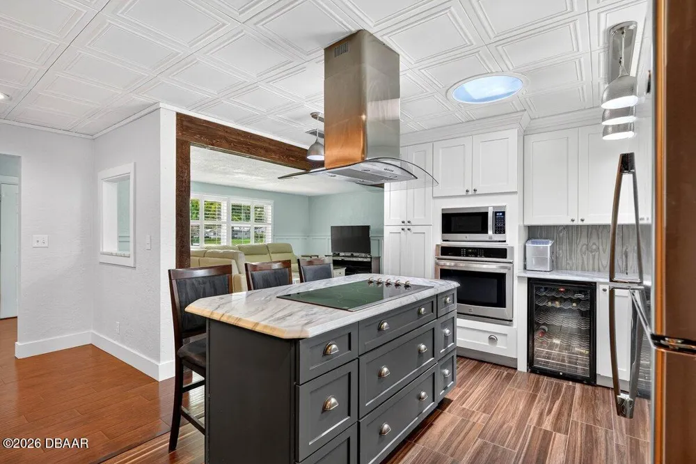 2334 Citrus Avenue South Daytona, FL 32119