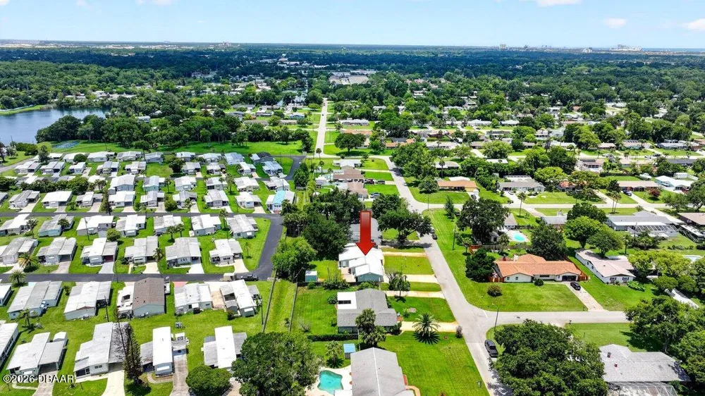 2334 Citrus Avenue South Daytona, FL 32119