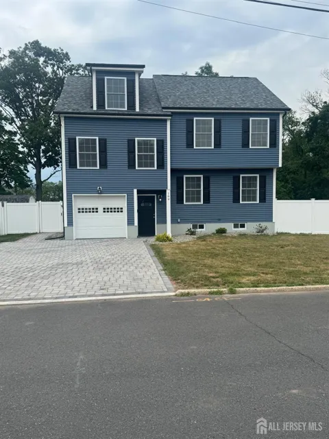 109 PEARL PLACE
