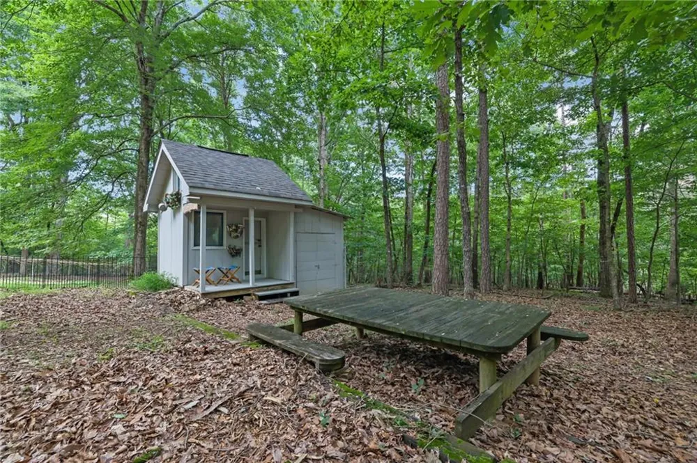 219 Raven Cliff Road Talking Rock, GA 30175