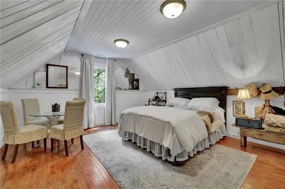 219 Raven Cliff Road Talking Rock, GA 30175
