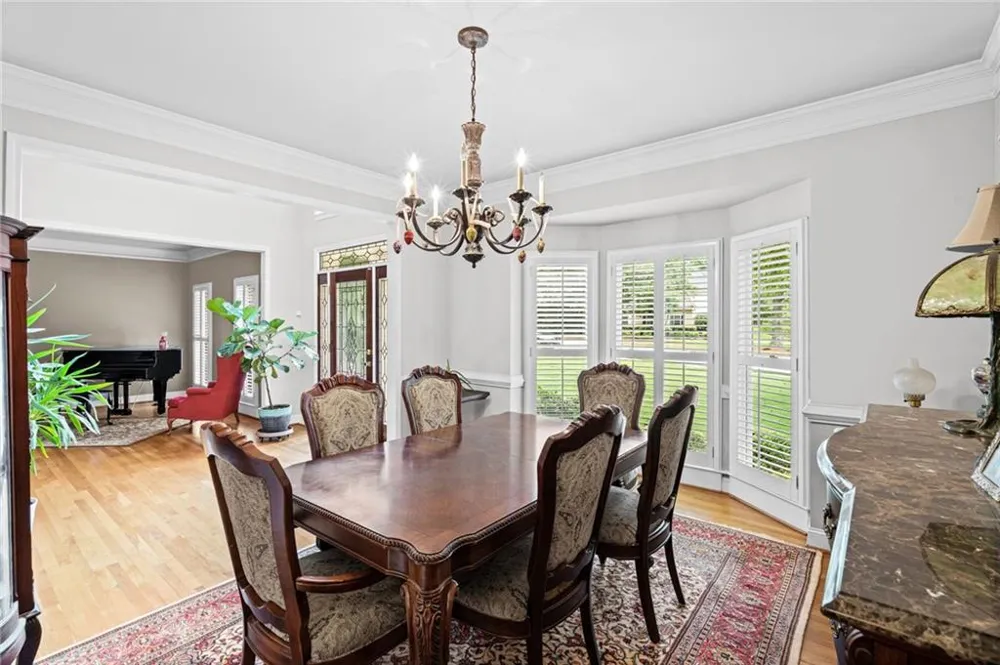10565 Cauley Creek Drive Johns Creek, GA 30097