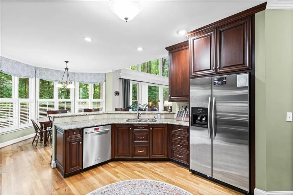10565 Cauley Creek Drive Johns Creek, GA 30097