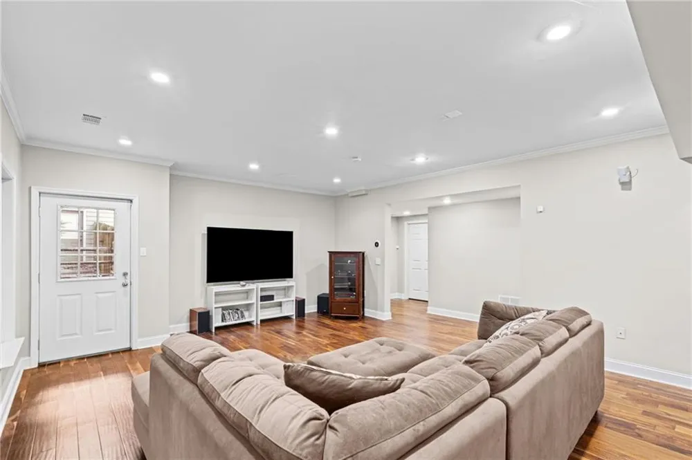 10565 Cauley Creek Drive Johns Creek, GA 30097