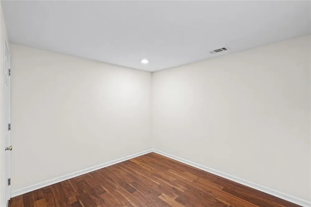10565 Cauley Creek Drive Johns Creek, GA 30097