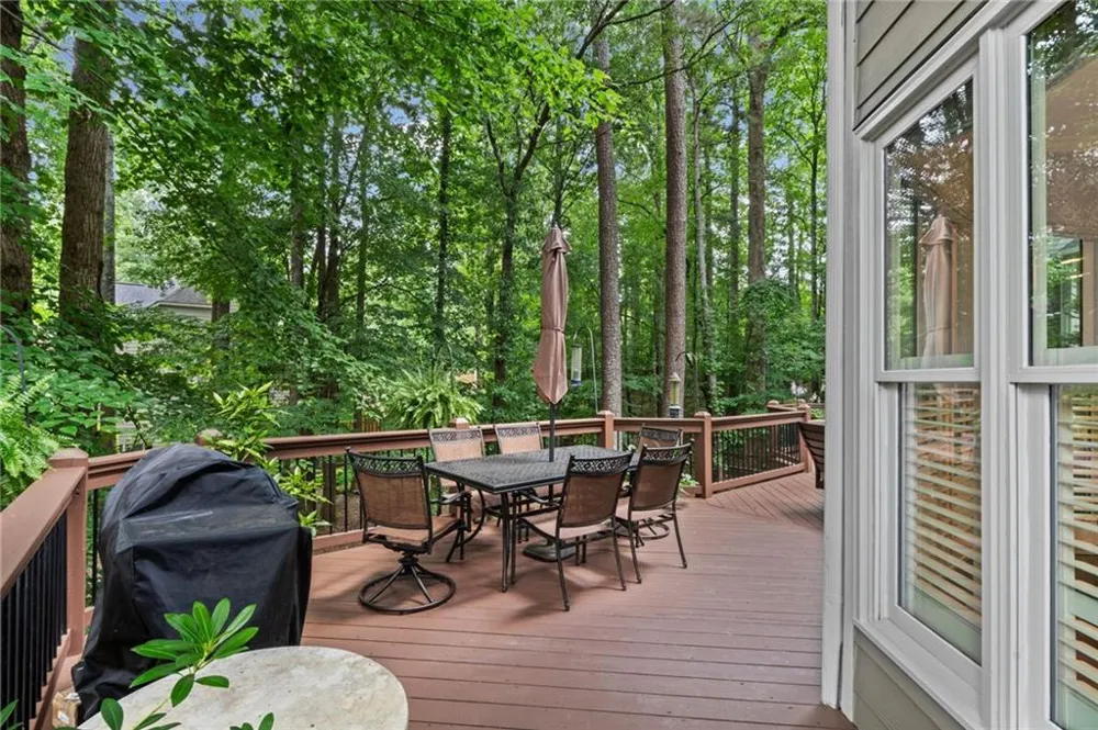 10565 Cauley Creek Drive Johns Creek, GA 30097
