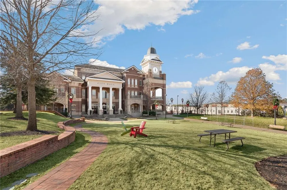 10565 Cauley Creek Drive Johns Creek, GA 30097