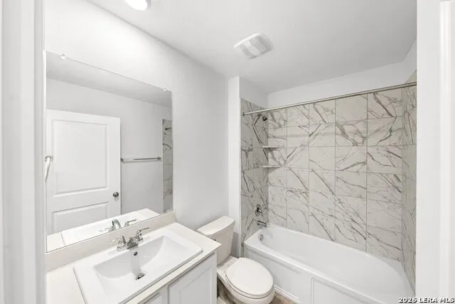 1725 CHAPEL RANCH RD Georgetown, TX 78628