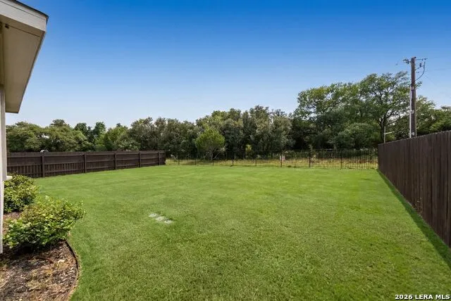 1725 CHAPEL RANCH RD Georgetown, TX 78628