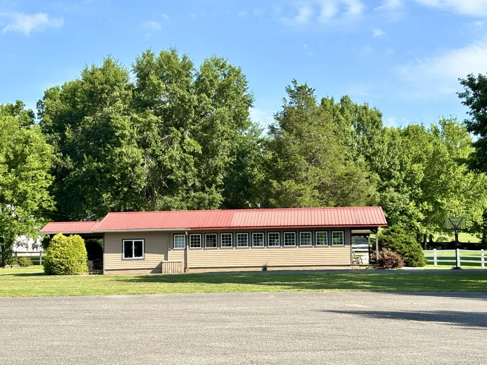1058 Espalier Drive Decatur, TN 37322