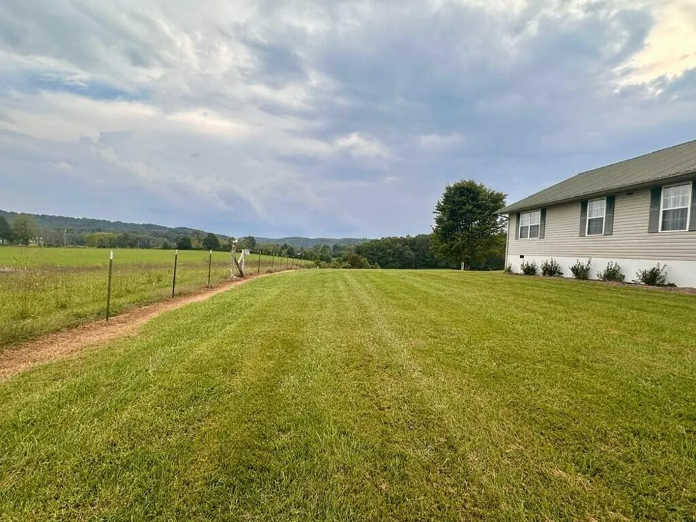 12343 Griffith Road Pikeville, TN 37367