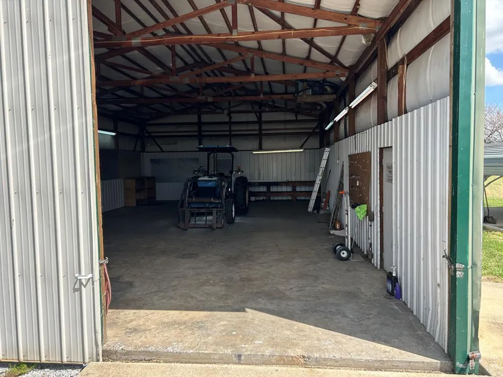12343 Griffith Road Pikeville, TN 37367