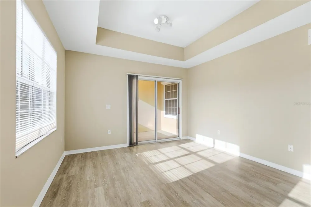1015 VILLAGIO CIRCLE #202 Sarasota, FL 34237