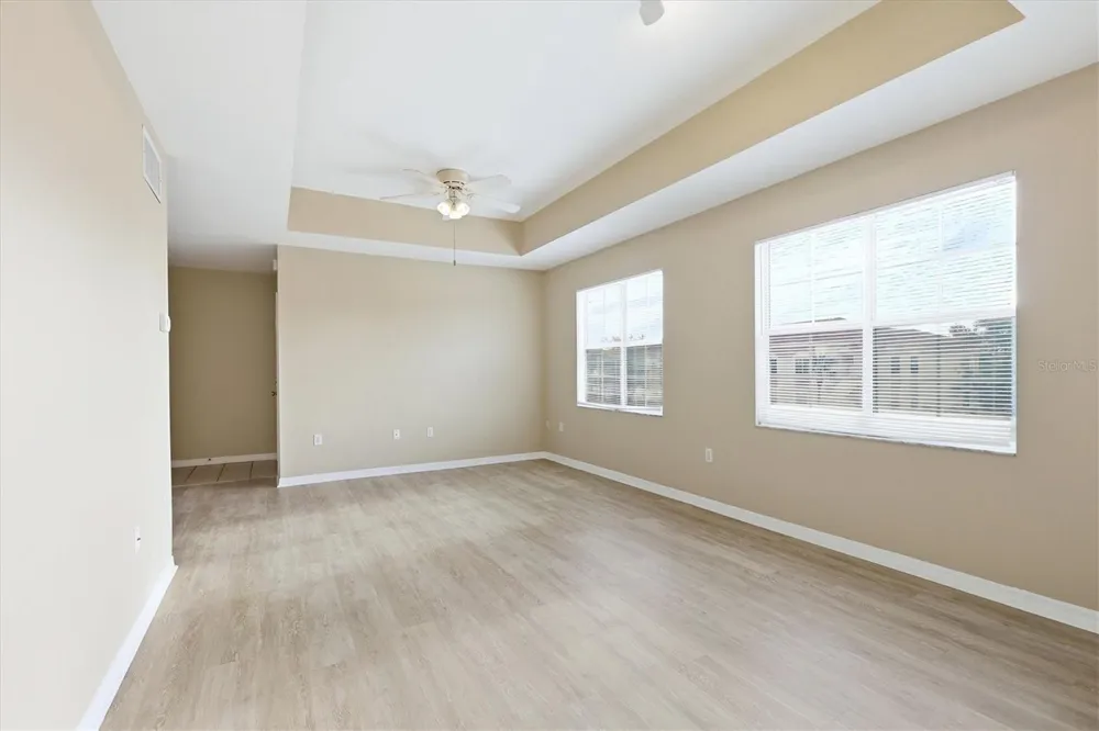 1015 VILLAGIO CIRCLE #202 Sarasota, FL 34237