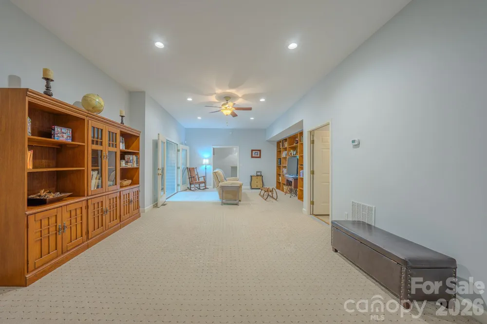 329 Mountain Crest Drive Hendersonville, NC 28739
