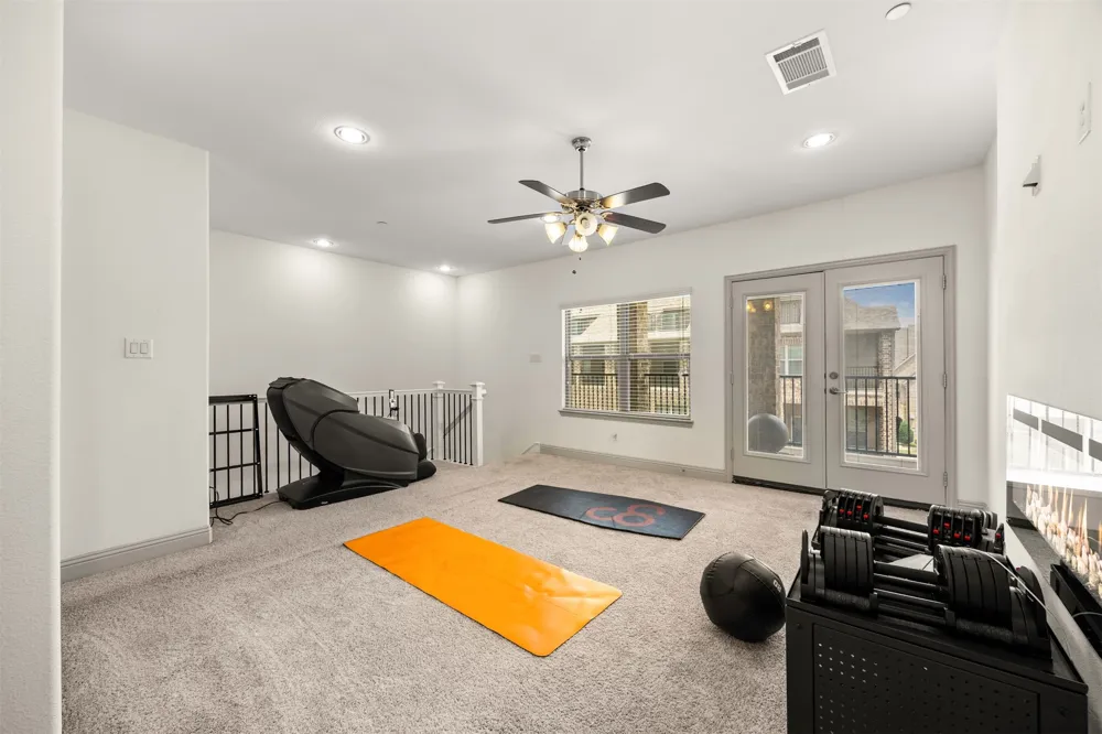 295 Scotia Street Lewisville, TX 75056