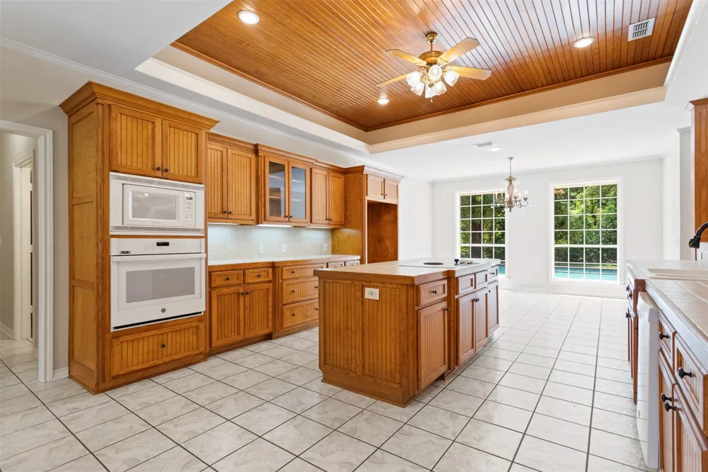 17681 Huckleberry Circle Lindale, TX 75771