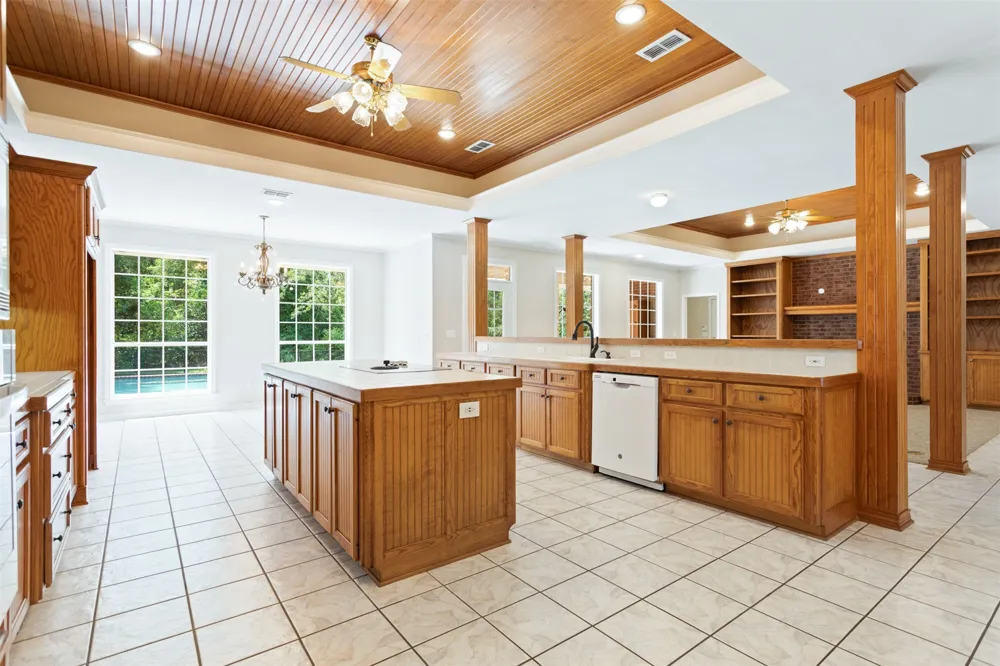 17681 Huckleberry Circle Lindale, TX 75771