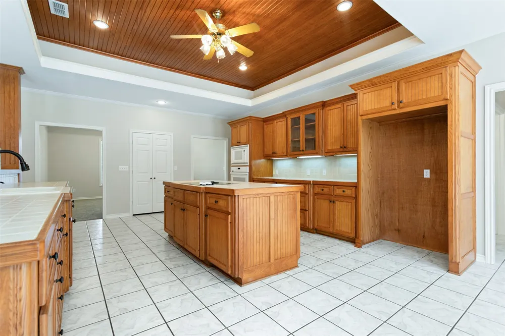 17681 Huckleberry Circle Lindale, TX 75771