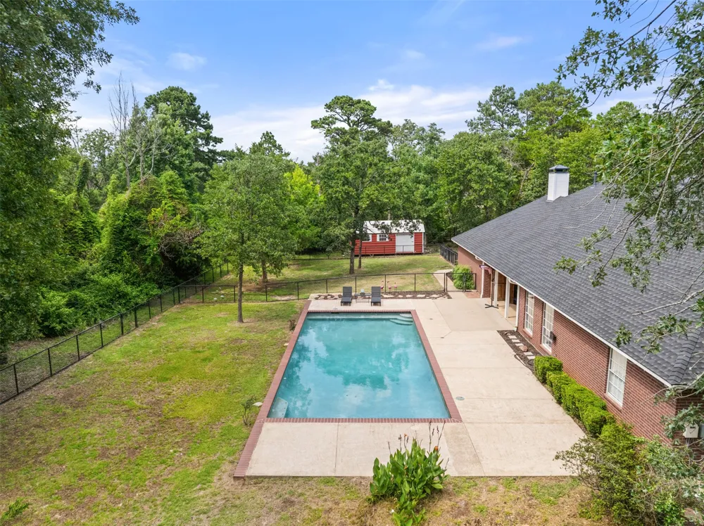17681 Huckleberry Circle Lindale, TX 75771