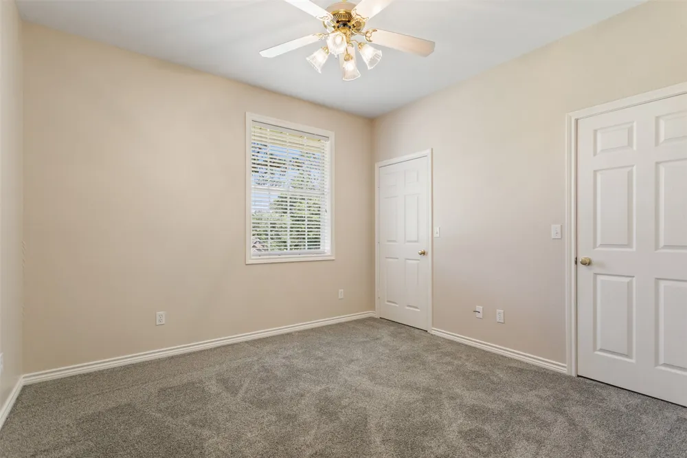 17681 Huckleberry Circle Lindale, TX 75771