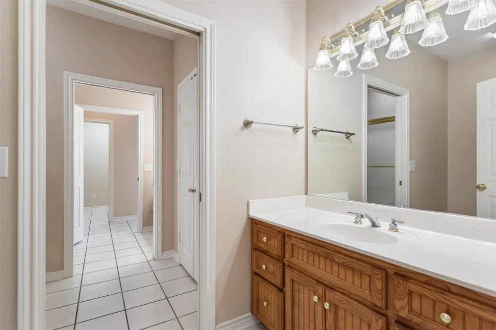 17681 Huckleberry Circle Lindale, TX 75771