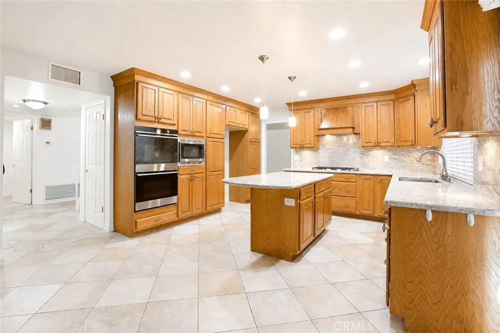 4932 Partridge La Palma, CA 90623