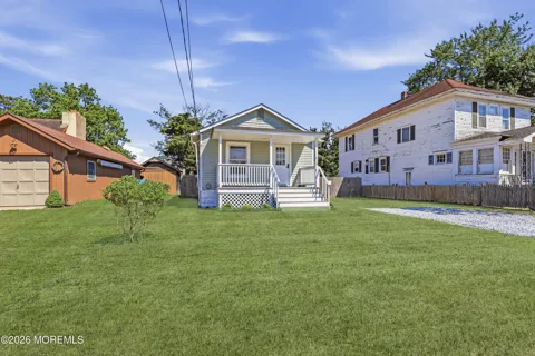 638 8th Street