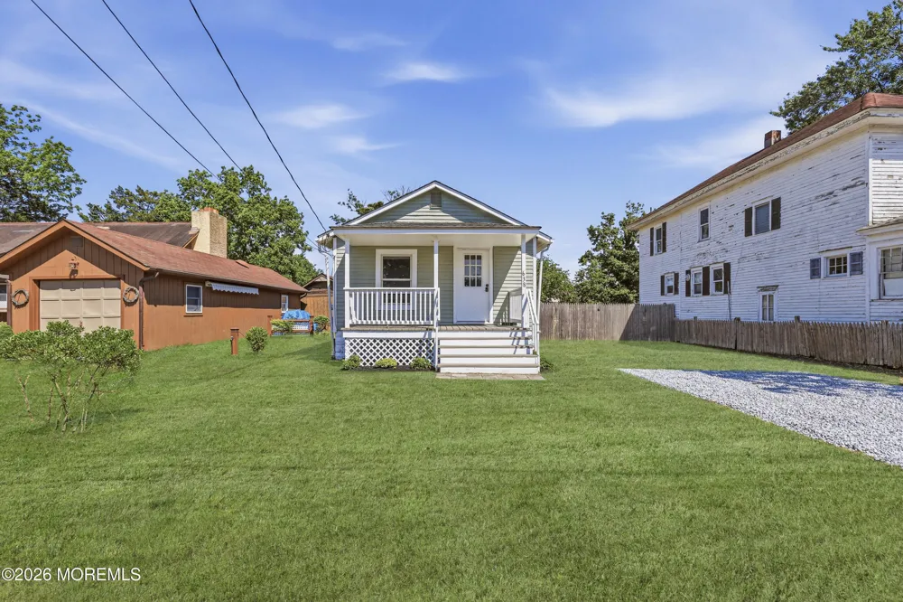 638 8th Street Abescon, NJ 08201