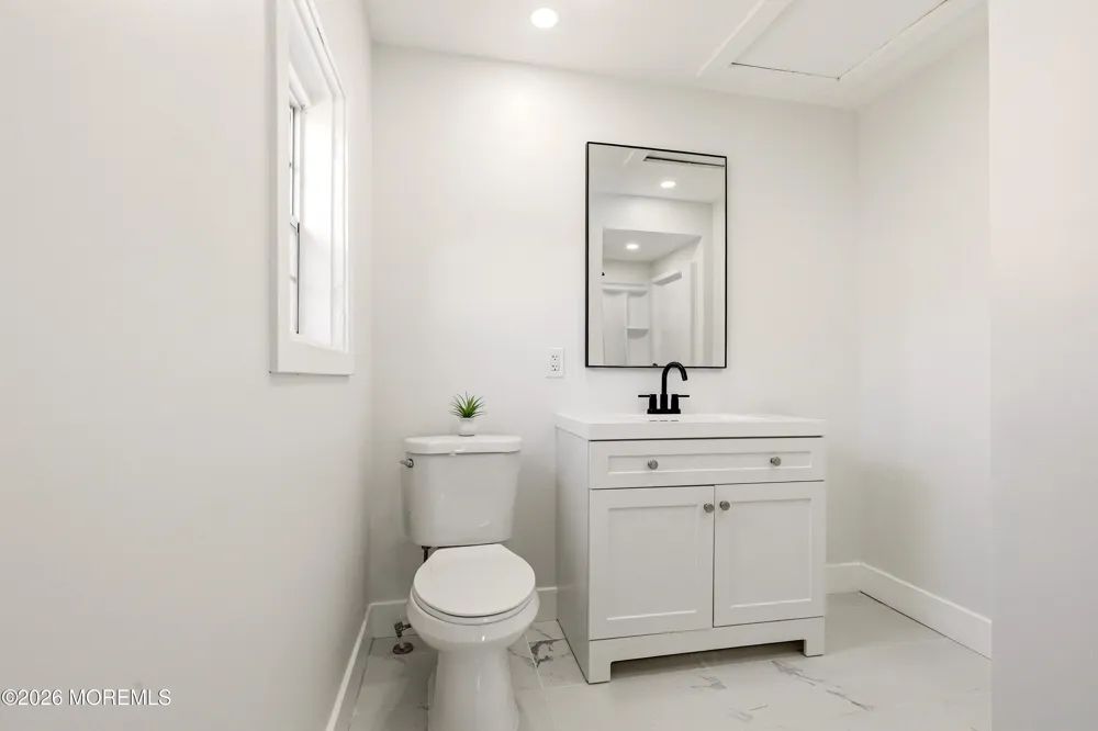 638 8th Street Abescon, NJ 08201