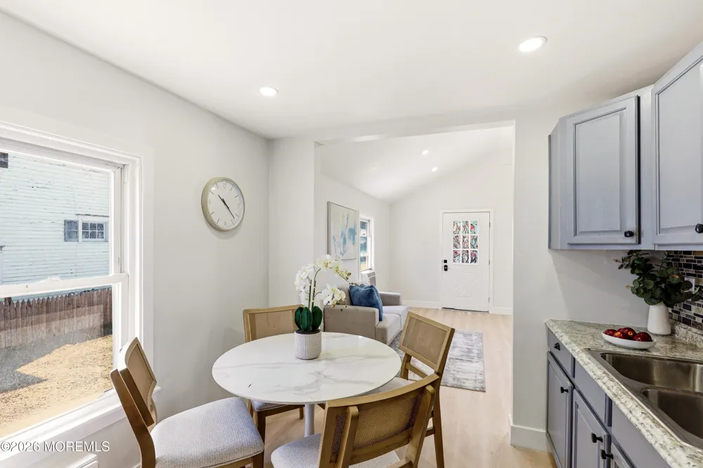 638 8th Street Abescon, NJ 08201