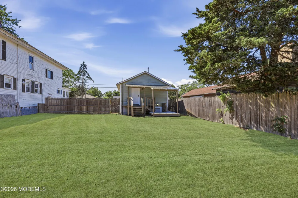 638 8th Street Abescon, NJ 08201