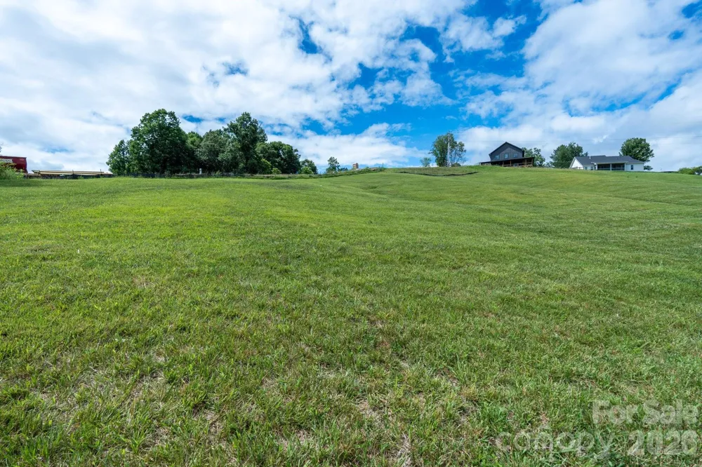 112 Grandview Ridge Drive Alexander, NC 28701