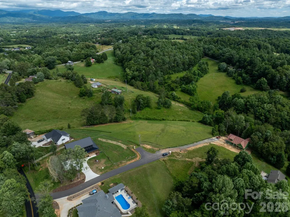 112 Grandview Ridge Drive Alexander, NC 28701