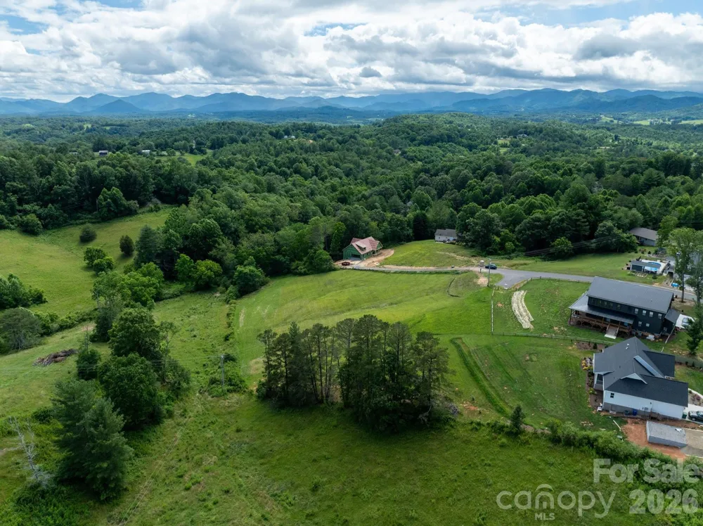 112 Grandview Ridge Drive Alexander, NC 28701