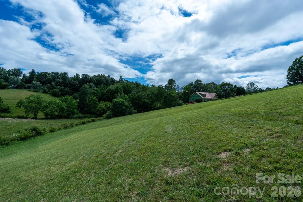 112 Grandview Ridge Drive Alexander, NC 28701