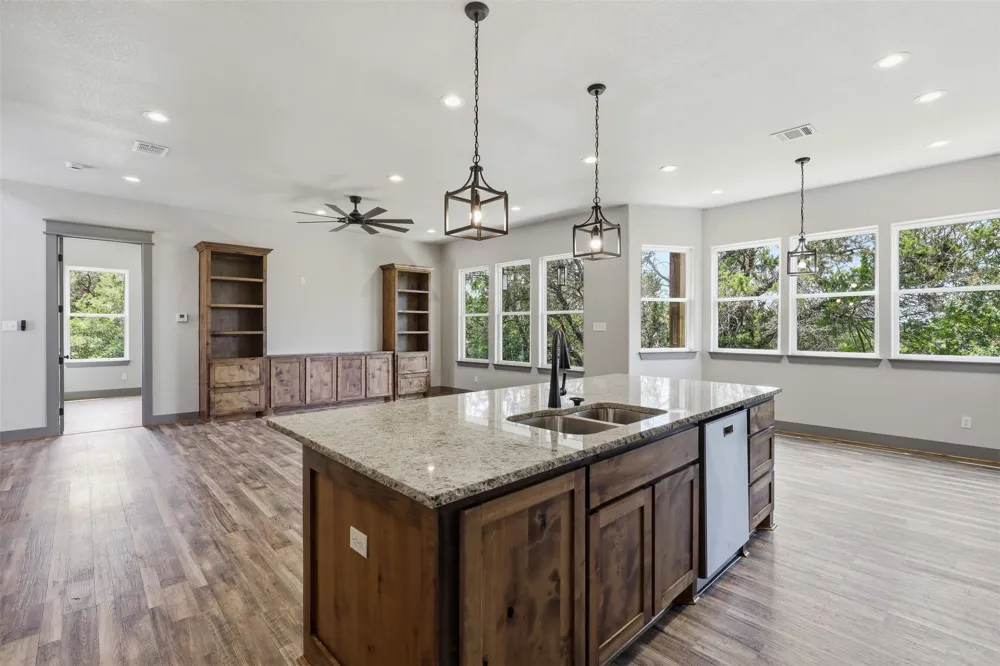 9117 Old Wagon Trail Rio Vista, TX 76093