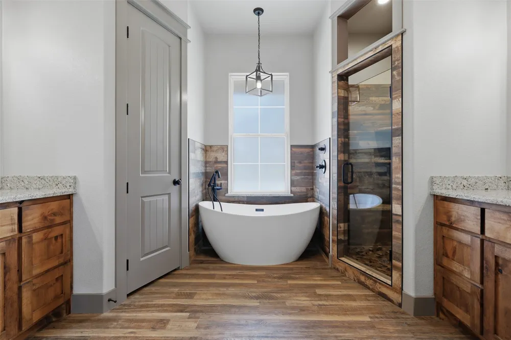 9117 Old Wagon Trail Rio Vista, TX 76093