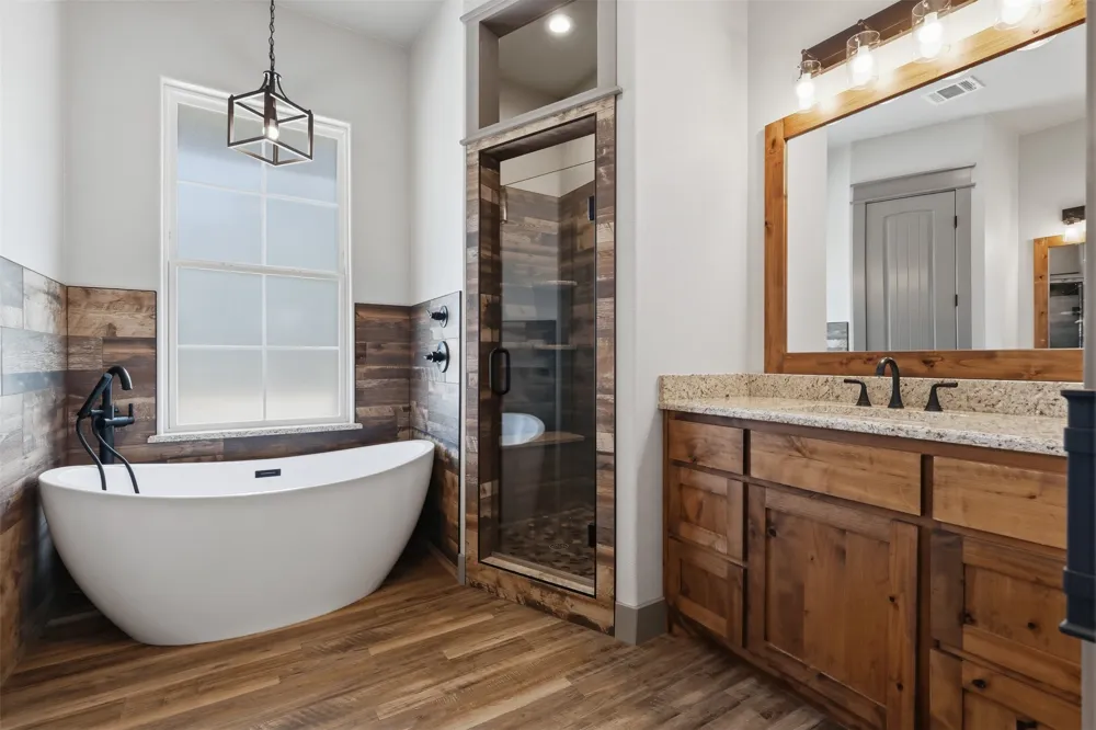 9117 Old Wagon Trail Rio Vista, TX 76093